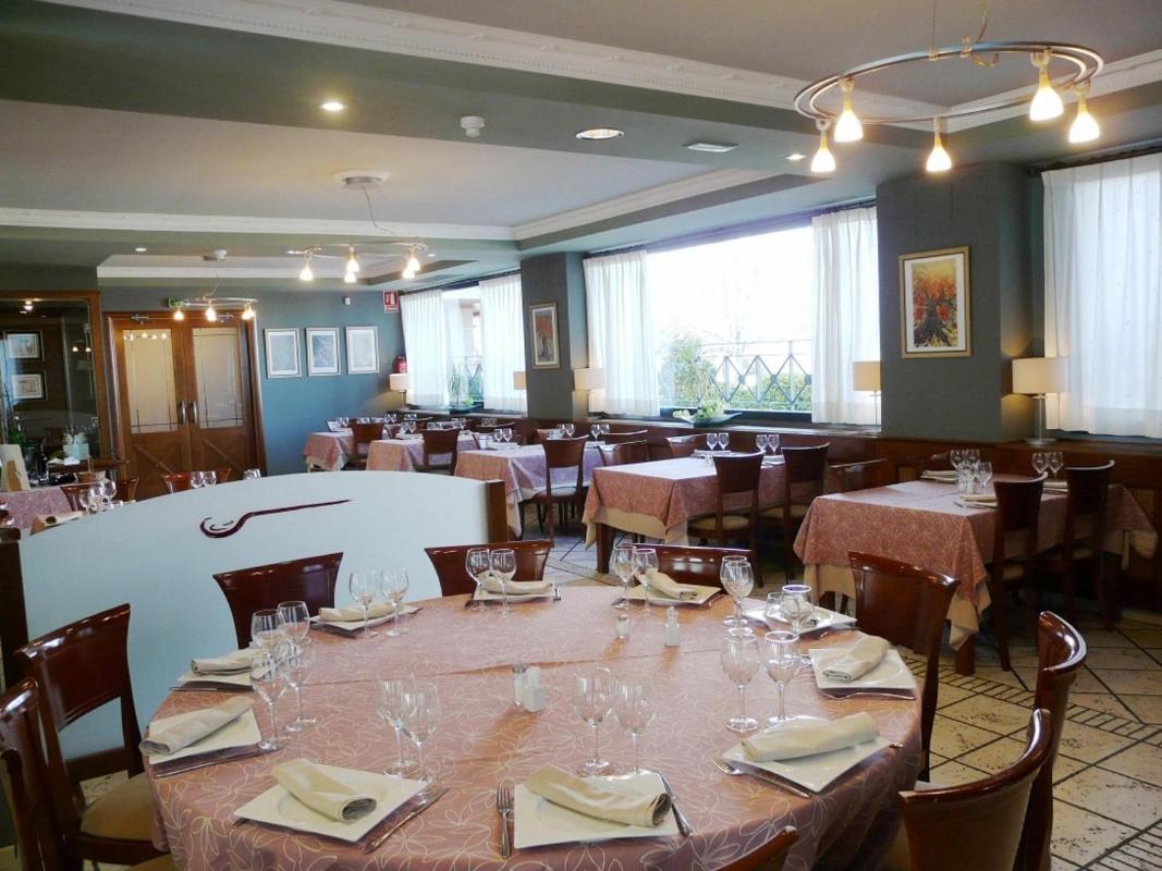 Hotel Restaurante El Tollo Utiel Exteriör bild