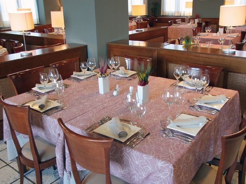 Hotel Restaurante El Tollo Utiel Exteriör bild